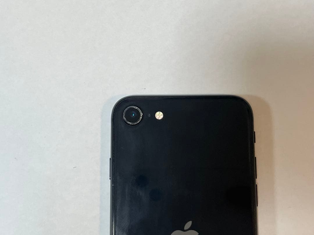 Apple iPhone SE (第2世代) ブラック128GB