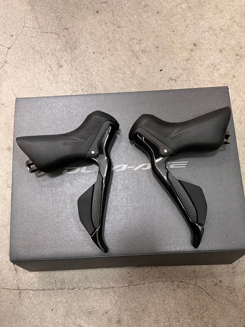 シマノ　デュラエース　Di2 ST-R9250 新品未使用