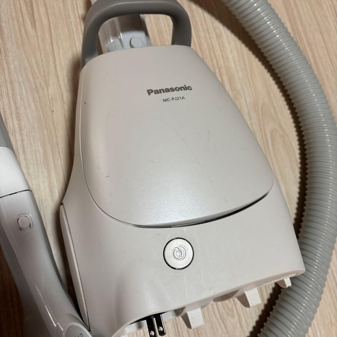 Panasonic 掃除機　2022年製