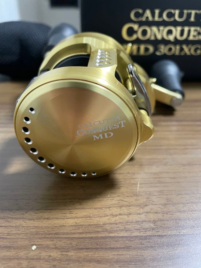 シマノ　カルカッタコンクエストmd 301 xg LH