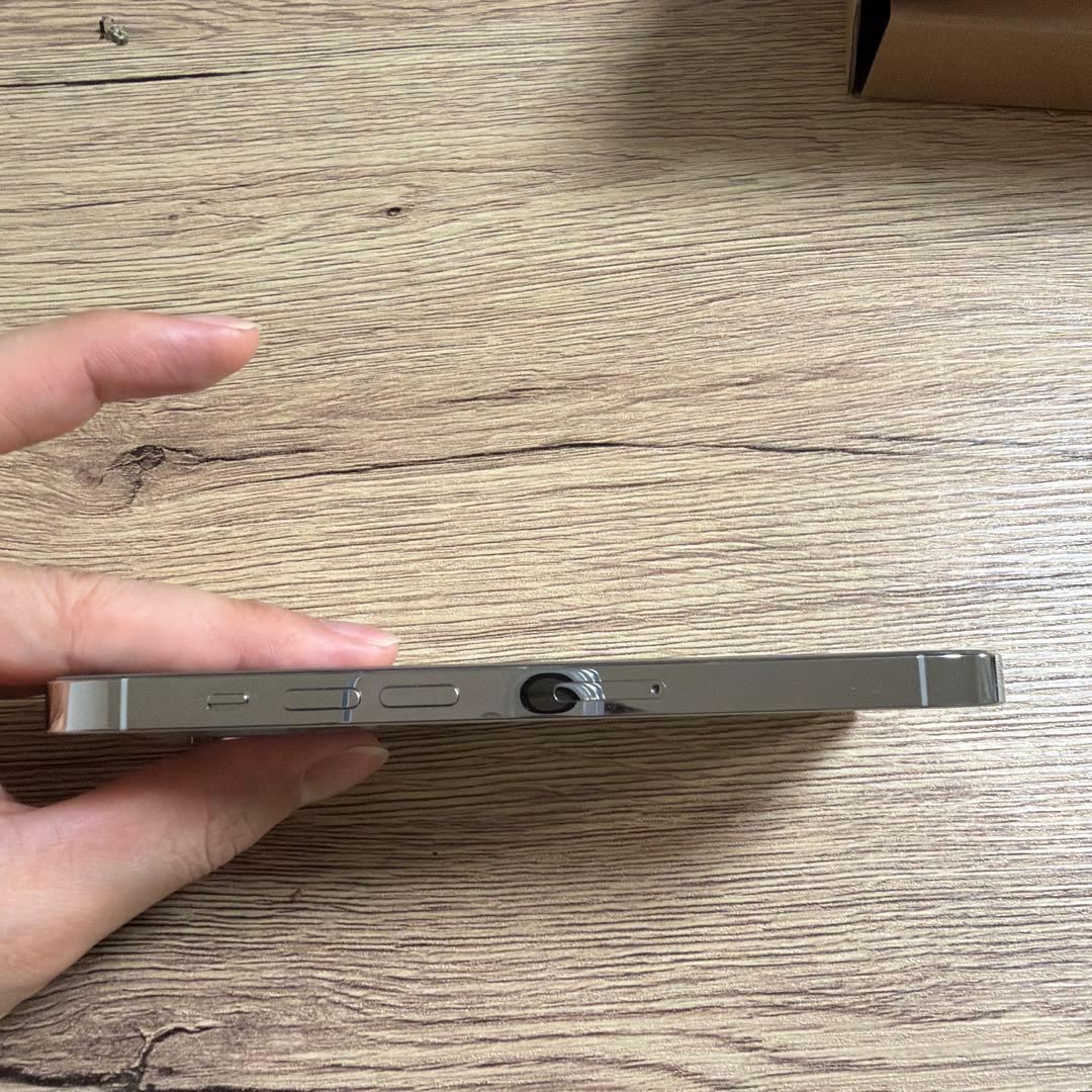 iPhone 14 Pro シルバー　256GB 箱あり