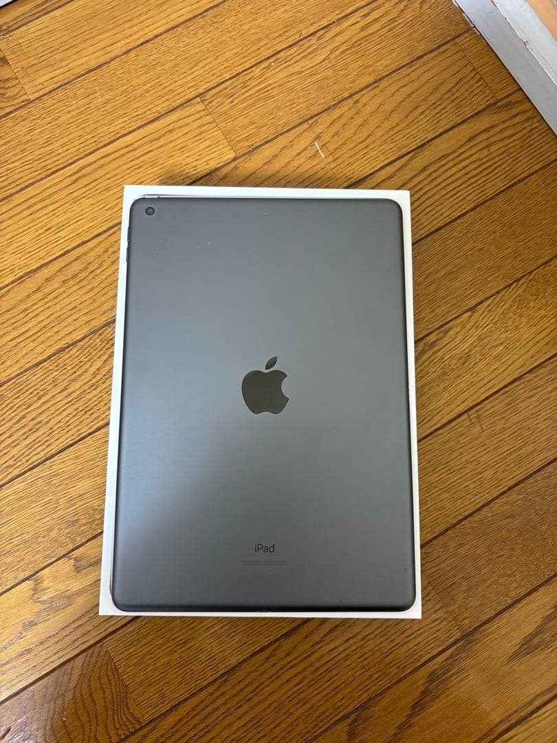 Apple Ipad 第8世代 32GB バテッリー容量87%