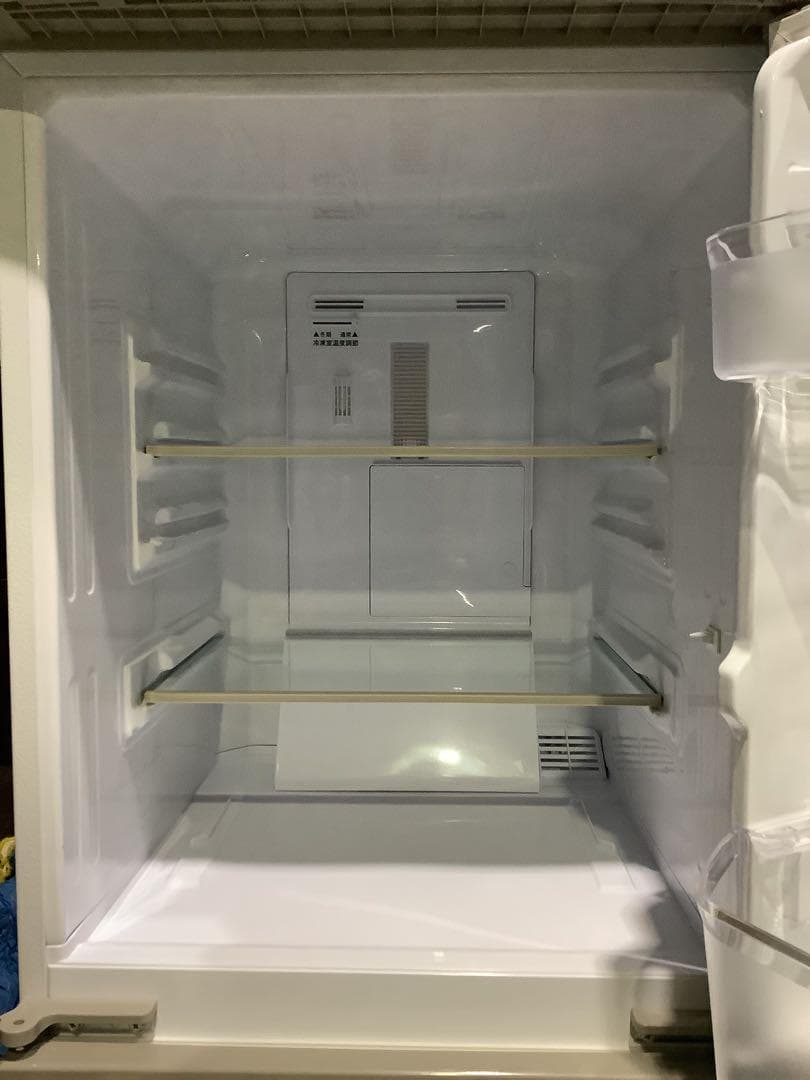 格安⭐︎梱包手抜き シャープ 冷蔵庫 SJ-C14E-N 137L19年製