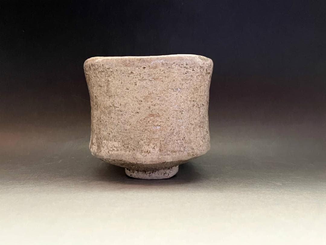 茶碗■白楽茶碗 筒茶碗 楽茶碗 仕覆付き 合わせ箱 お茶道具 時代物 骨董品■