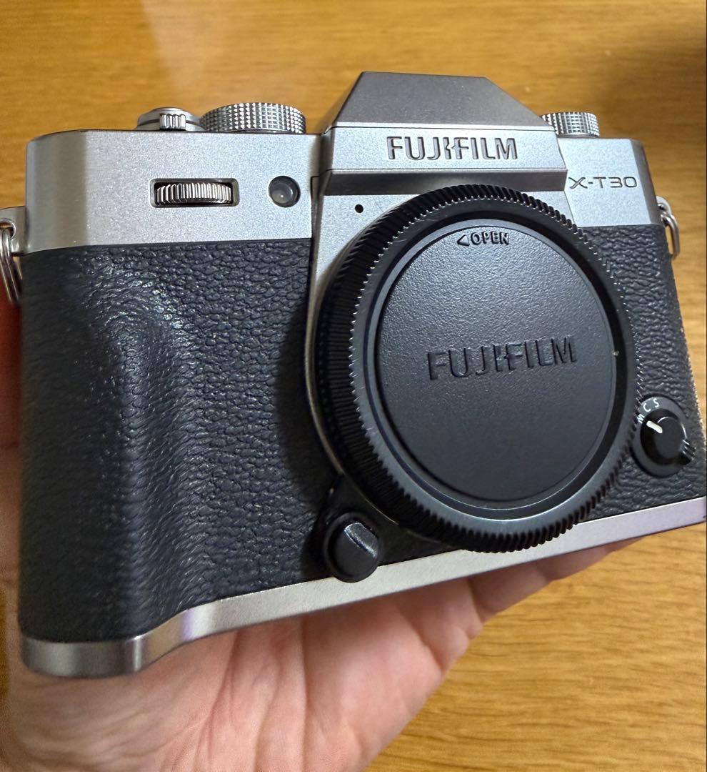 富士フイルム　X-T30 XC15-45レンズキット