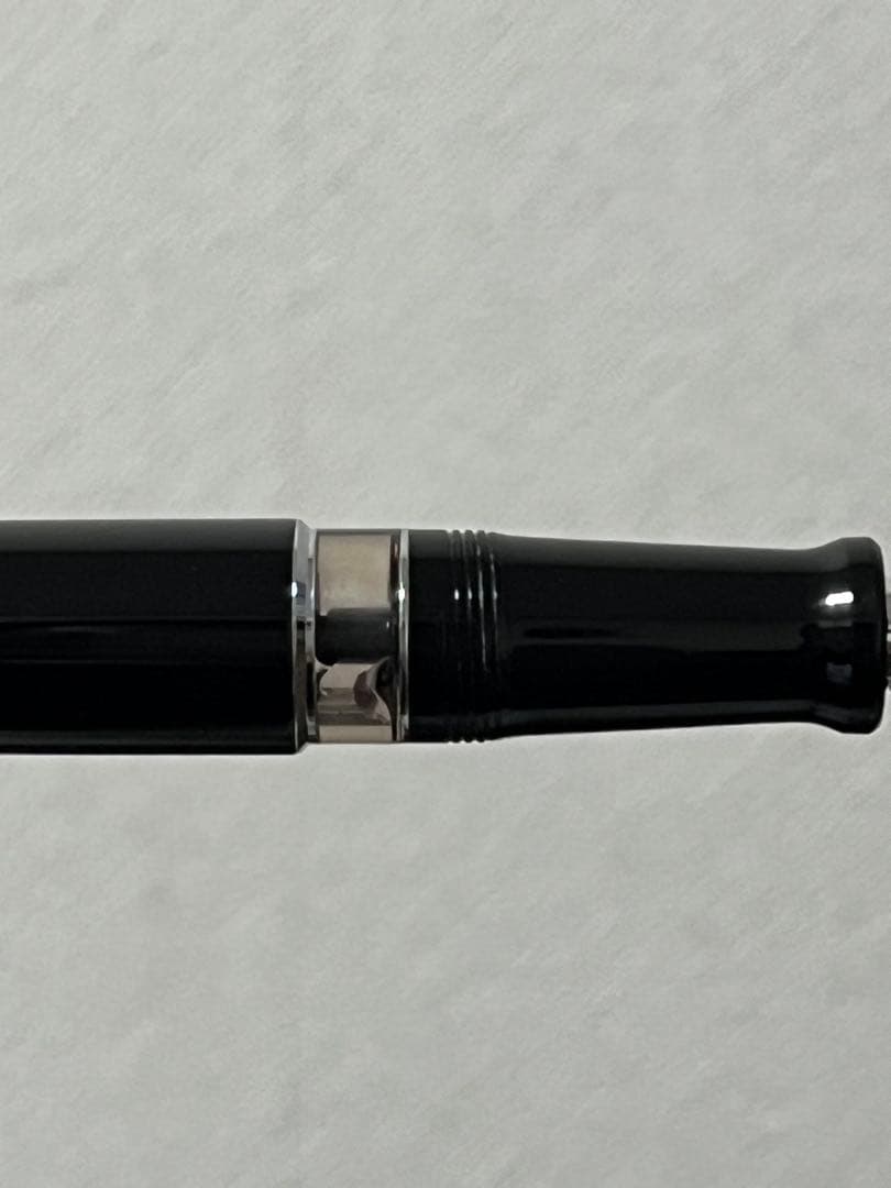 AURORA オプティマ 万年筆 14金ペン先 M 黒