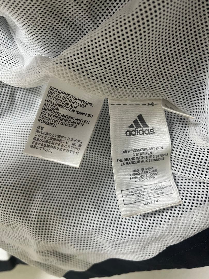 07/08リバプール adidas ビンテージウィンドブレーカー