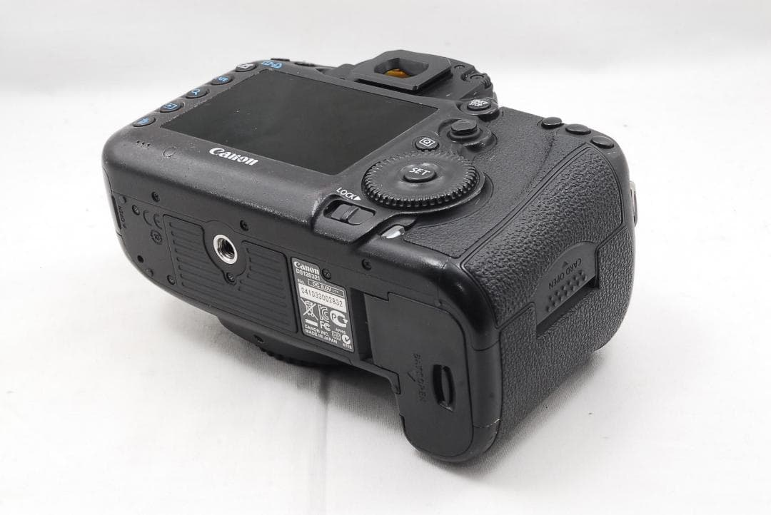 Canon キャノン EOS 5D Mark Ⅲ デジタル一眼レフカメラ 001