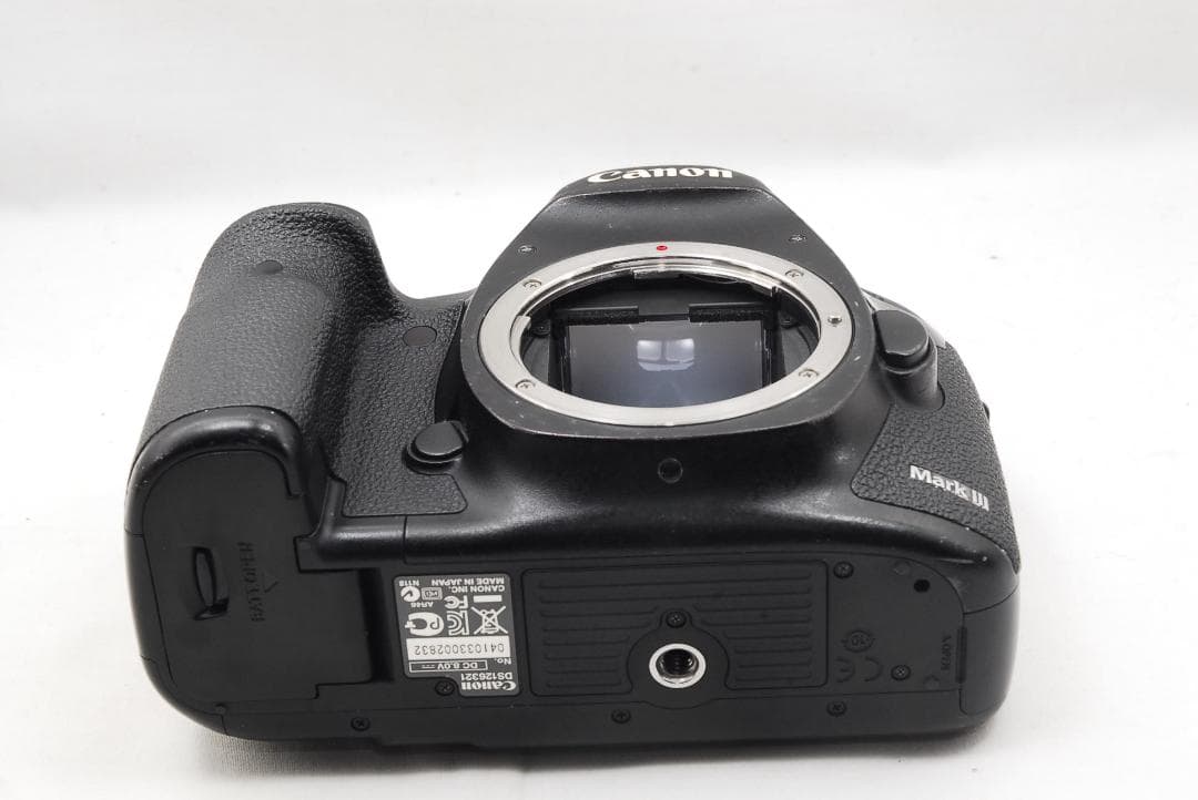 Canon キャノン EOS 5D Mark Ⅲ デジタル一眼レフカメラ 001