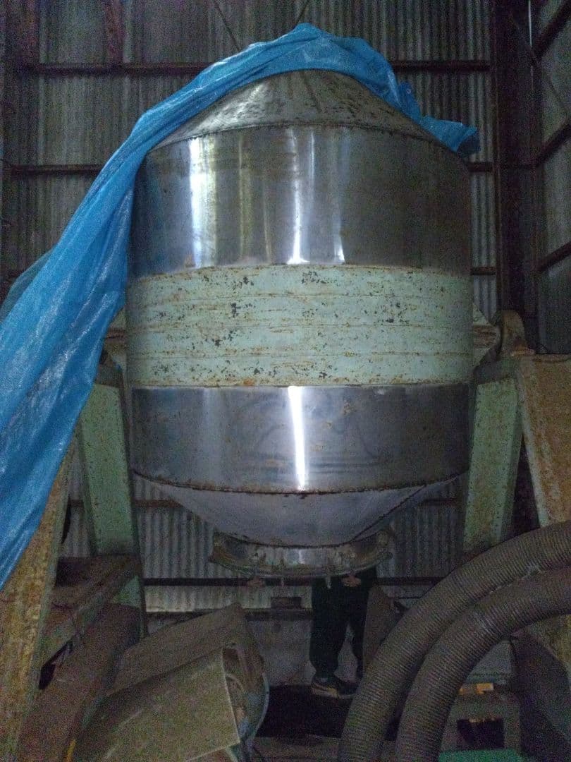 ①タンブラー ミキサー(1トン)混合機