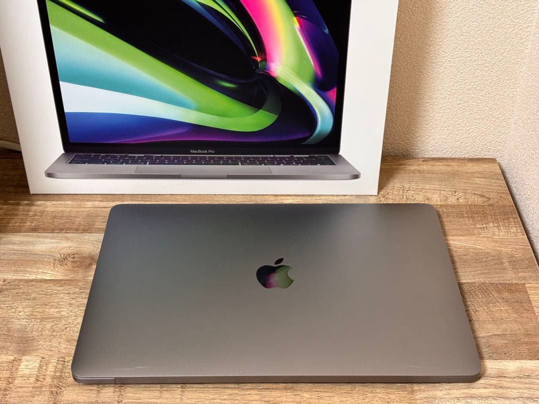 MacBook本体 Apple MacBook Pro 2020 M1 256GB MYD82J/A