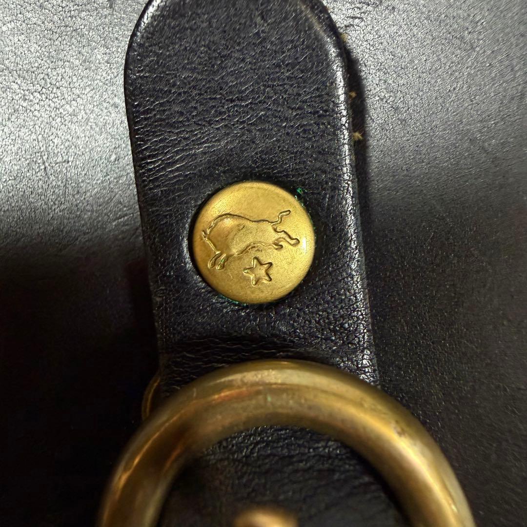 【美品】イルビゾンテ　ショルダーバッグ　レザー　シボ革　ゴールド金具　ブラック