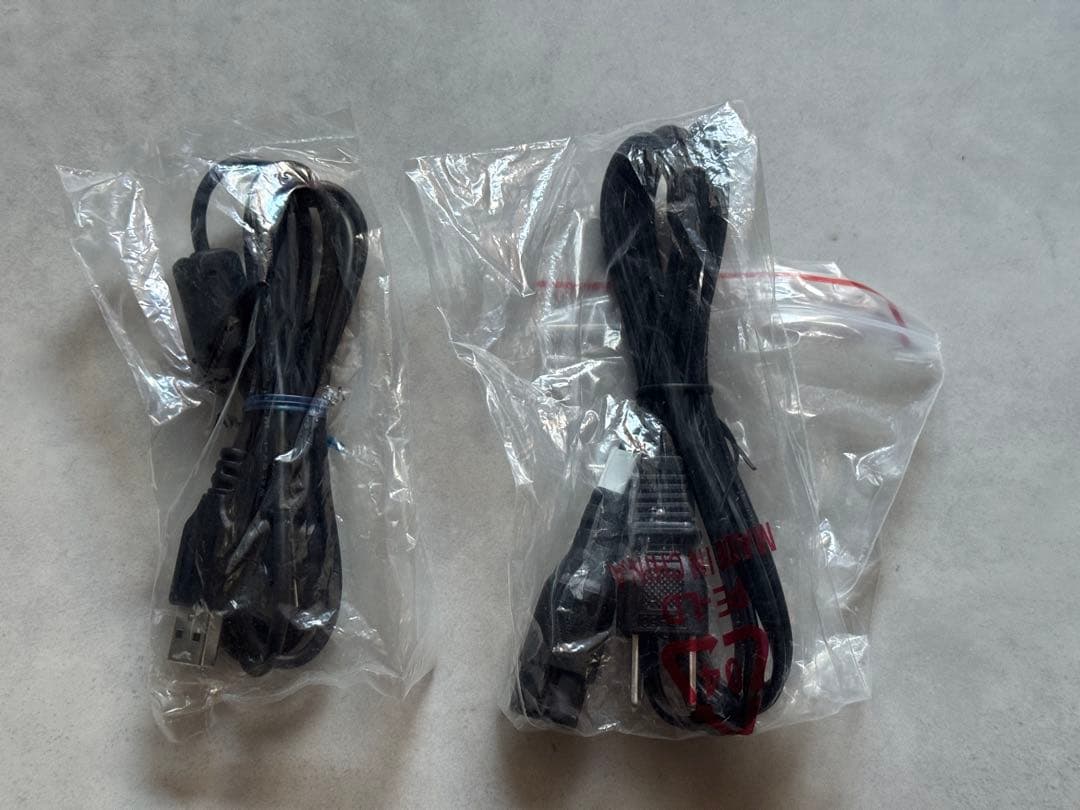 Nikon D600 デジタル一眼レフカメラ ボディ＋リモコン＋MB-D14