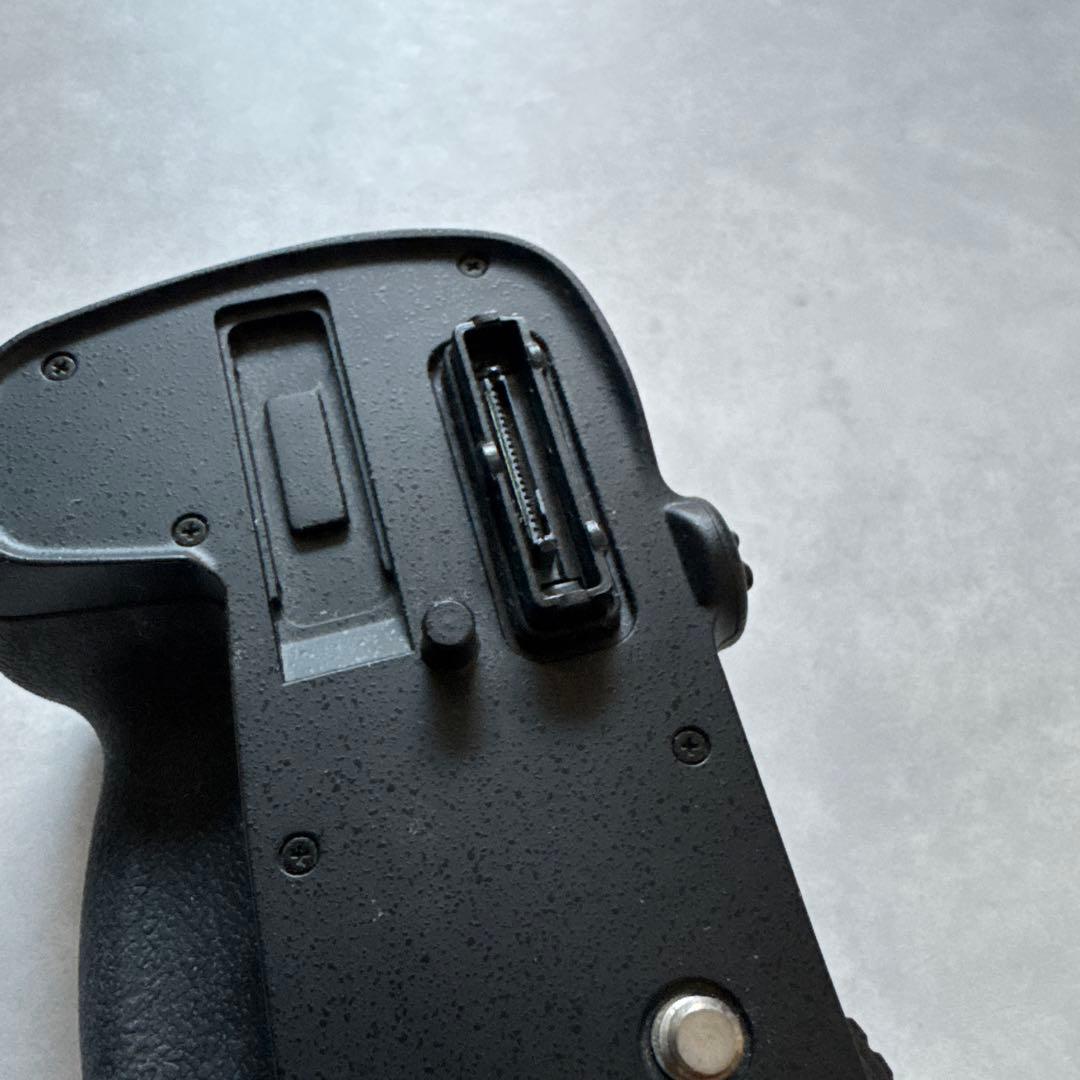 Nikon D600 デジタル一眼レフカメラ ボディ＋リモコン＋MB-D14