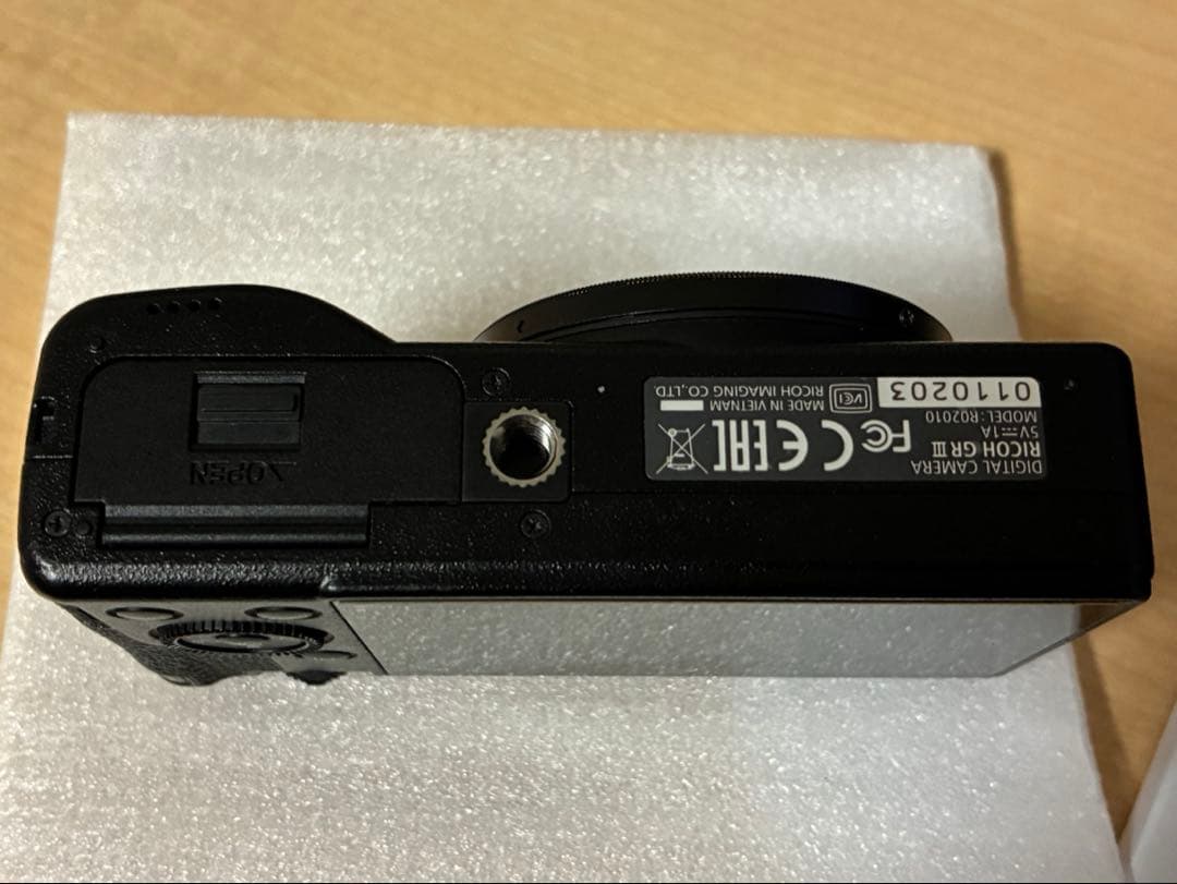 RICOH GR III ショット数3871 廃盤 生産終了品