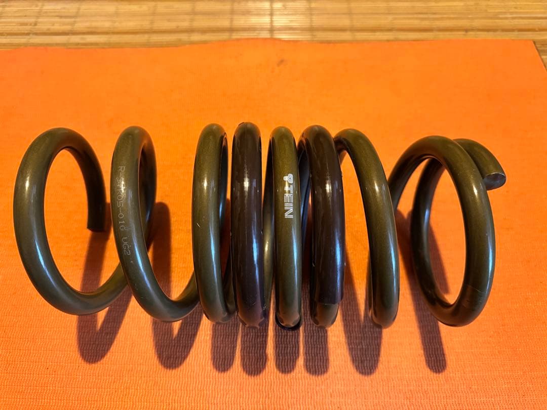 【美品・送料込み】Z34 用　TEIN　テイン　ダウンサス