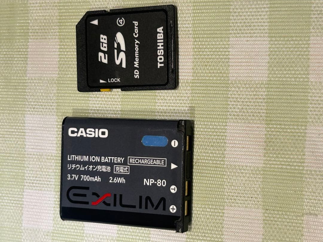CASIO EXILIM EX-Z550 14.1メガピクセル シルバー
