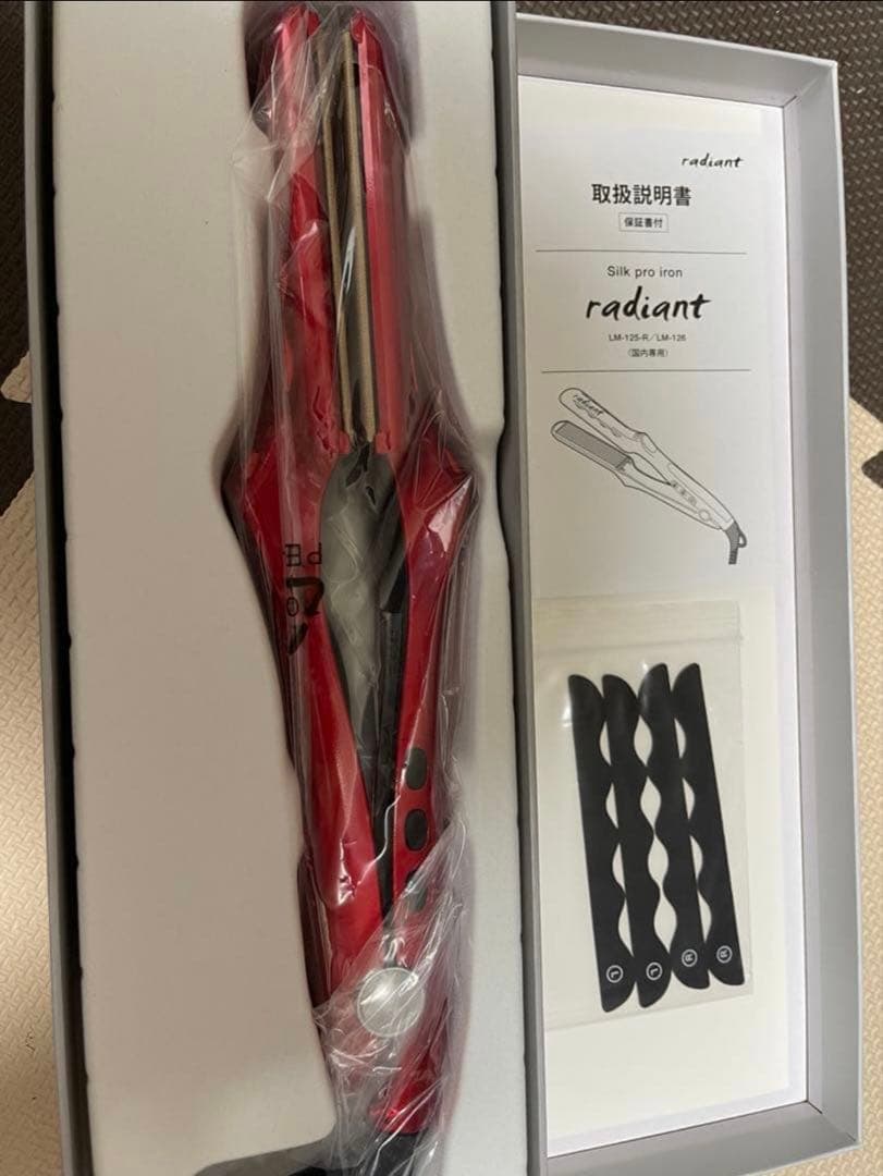 radiant ワイドストレートヘアアイロン レッド
