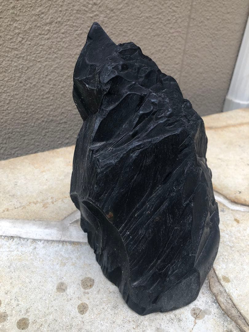 水石　鑑賞石　自然石　黒石