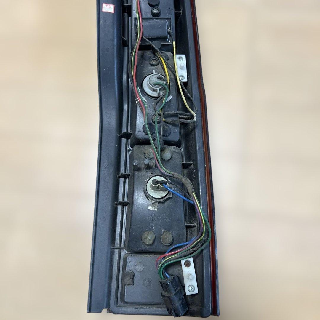 L150系 ムーヴカスタム　LEDテールランプ　スモークレッド