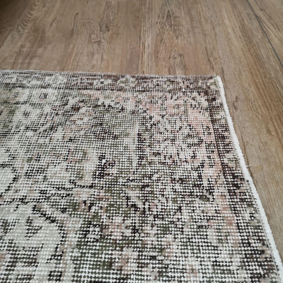 ボタニカルbeige ヴィンテージラグ　トルコラグ　ウィリアムモリス　アクタス