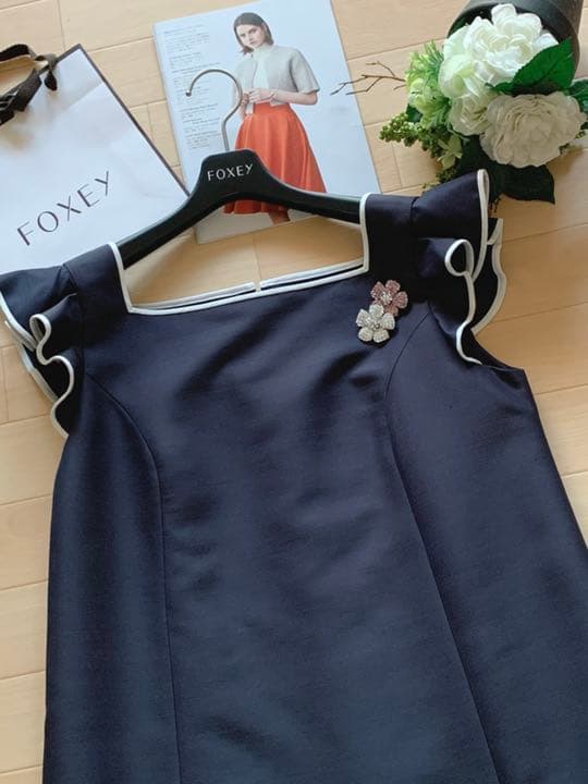 新品未使用 フォクシー 絹 ウールワンビース Rene