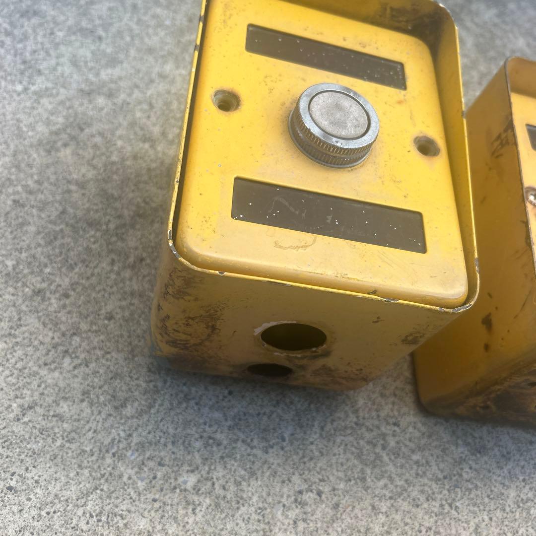 本物‼️ 信号機押しボタン 2個セット‼️