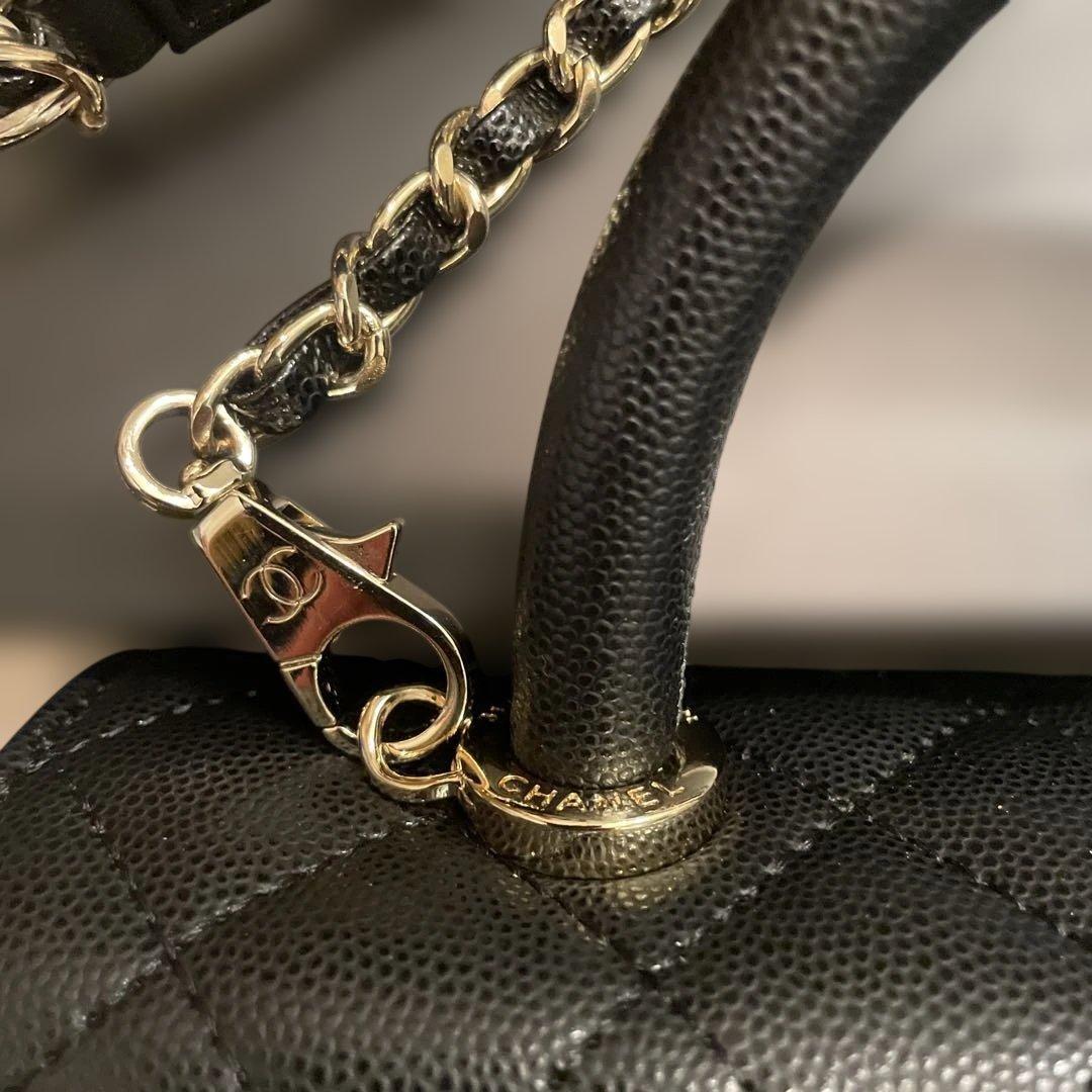 CHANEL ブラック ノベルティーキルティング ショルダーバッグ