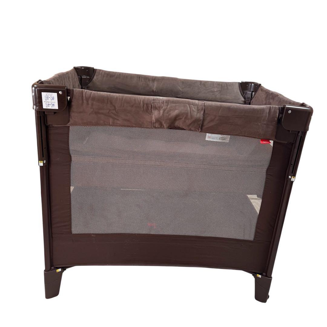 美品 Aprica ココネルエアープラス ベビーベッド ブラウン 洗えるマット