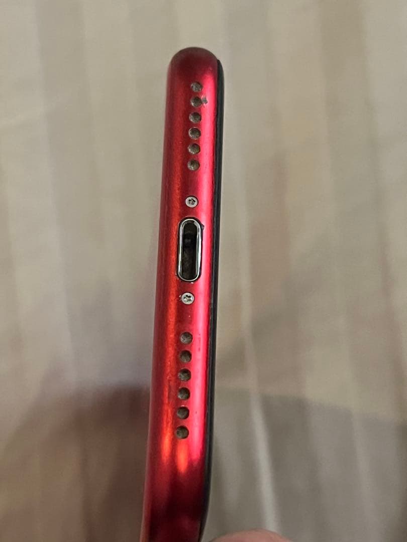 Apple iPhone SE 128GB SIMフリー レッド