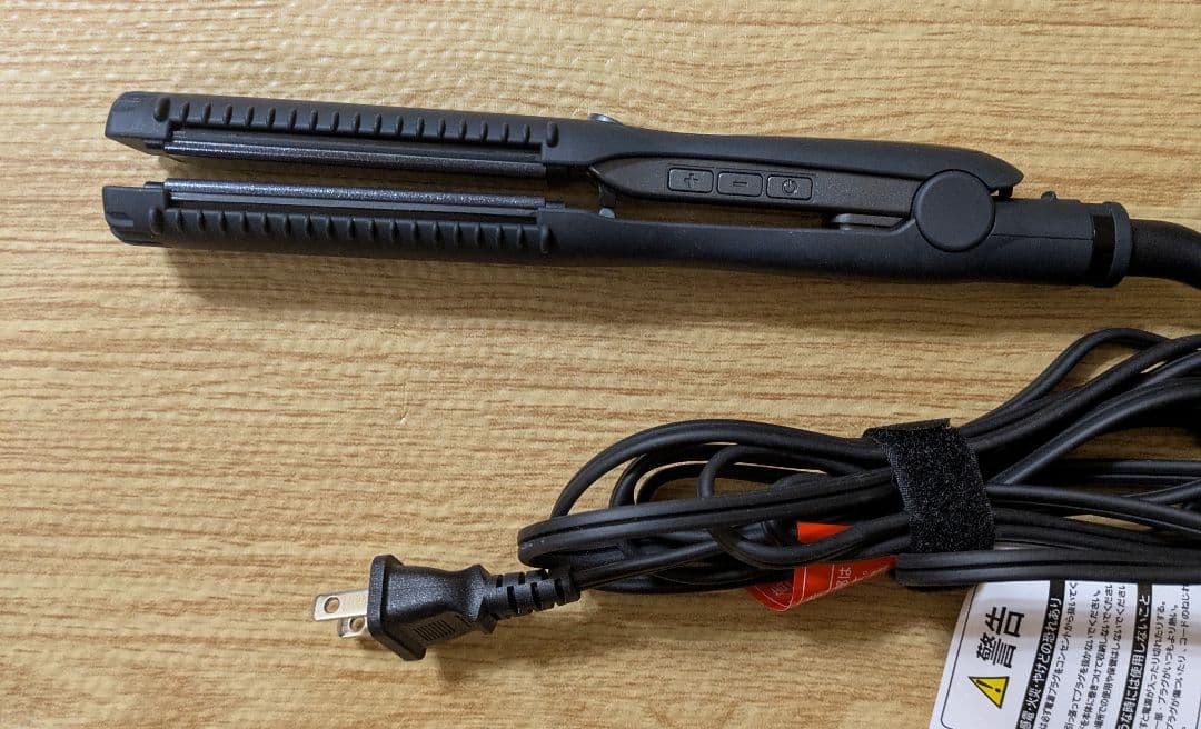 【新品同様】マグネットヘアプロ　ストレートアイロン　HCS_G03DG