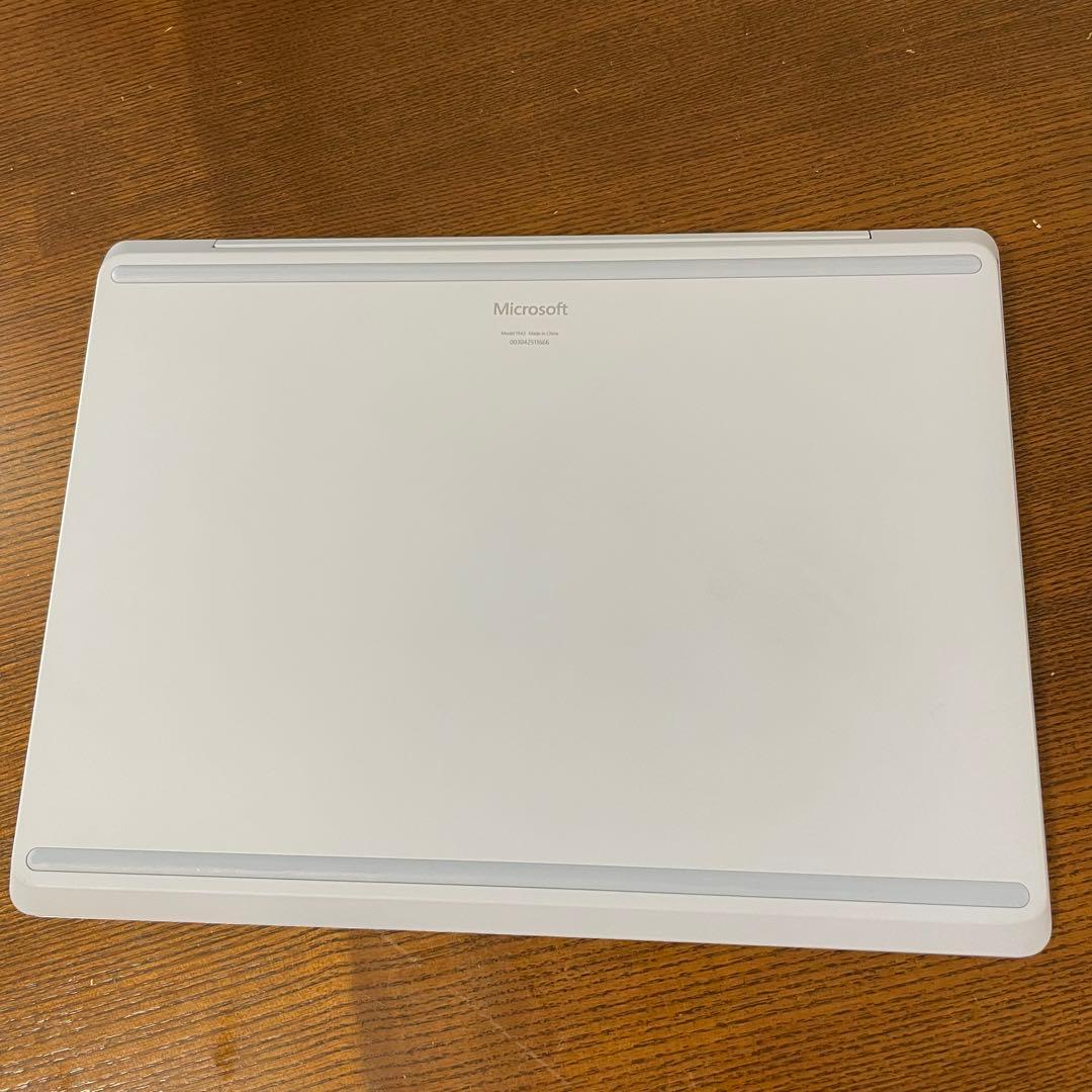 Microsoft Surface Laptop Go アイスブルー