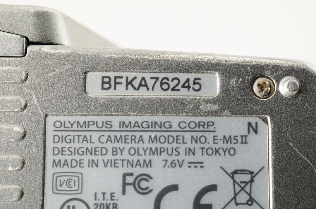 [美品 元箱] オリンパス OLYMPUS OM-D E-M5 Mark II