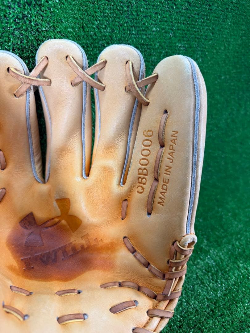 アンダーアーマー　硬式　内野手　ＱＢＢ０００６