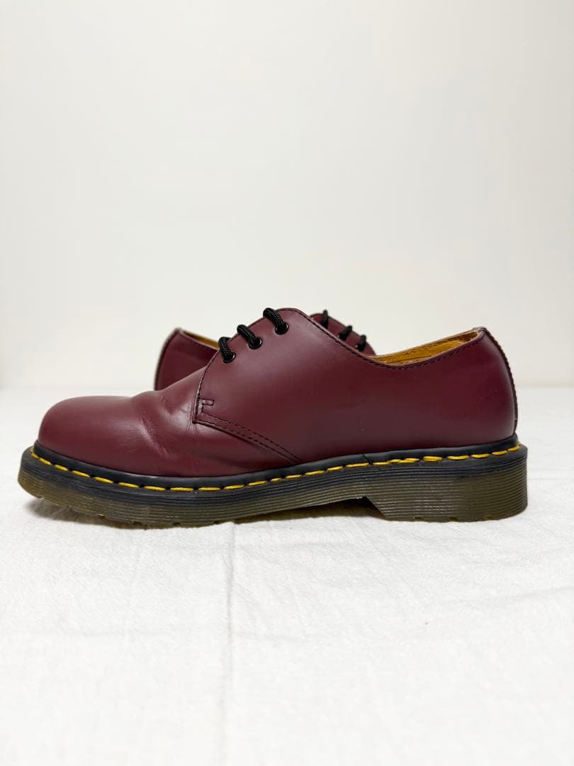 美品ドクターマーチン 1461 3ホール シューズ チェリーレッド 24 UK5