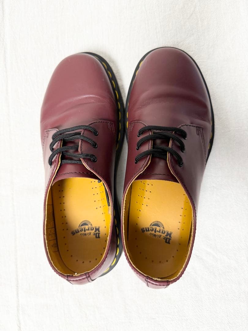 美品ドクターマーチン 1461 3ホール シューズ チェリーレッド 24 UK5