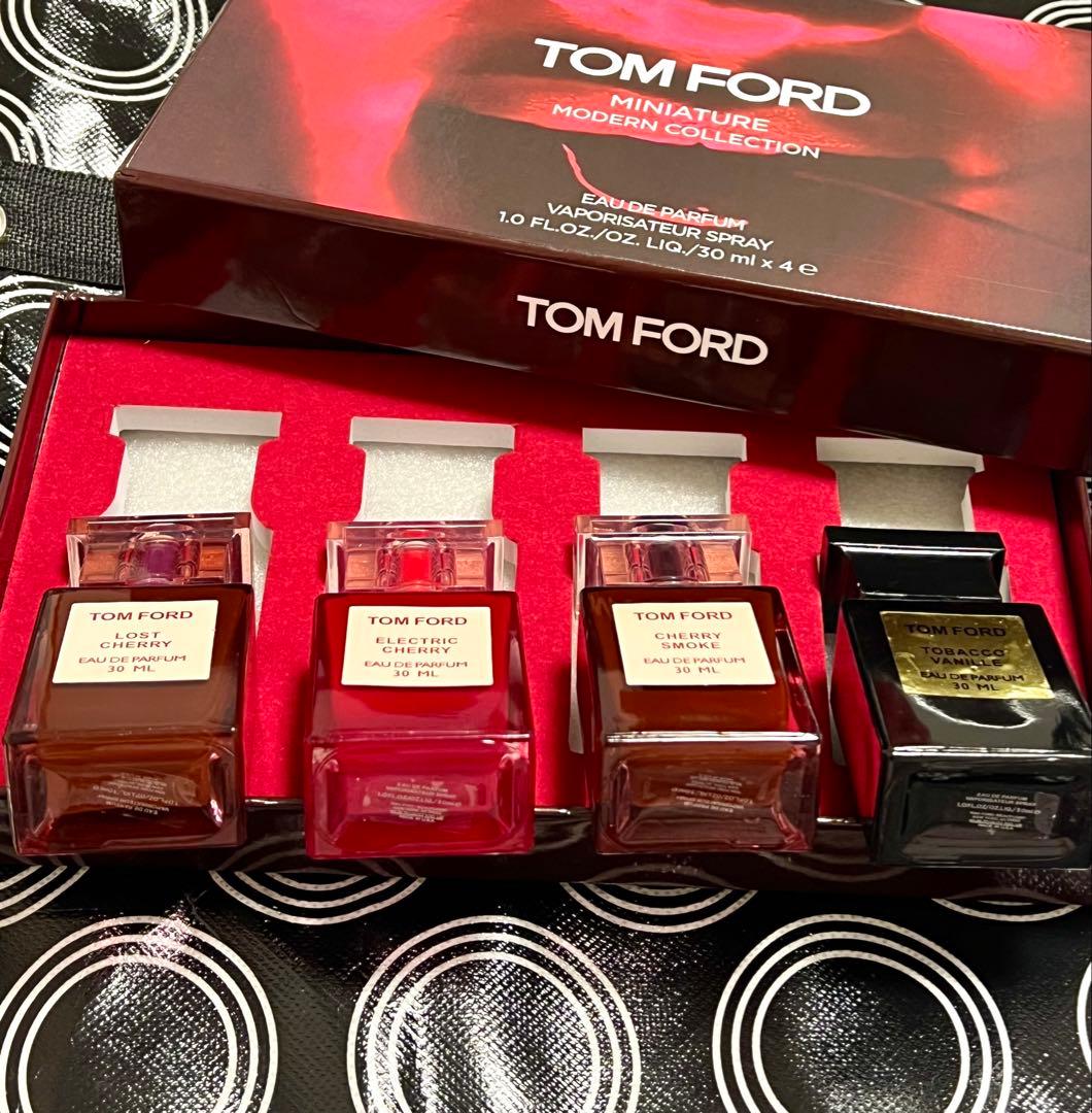 r*☆様 TOM FORD モダンコレクション ミニチュア香水セット