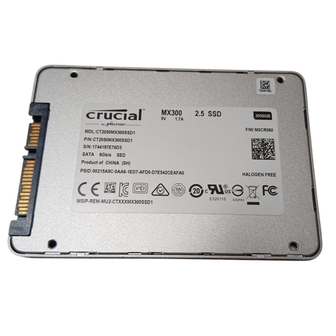 crucial MX300 2TB 2.5インチSSD