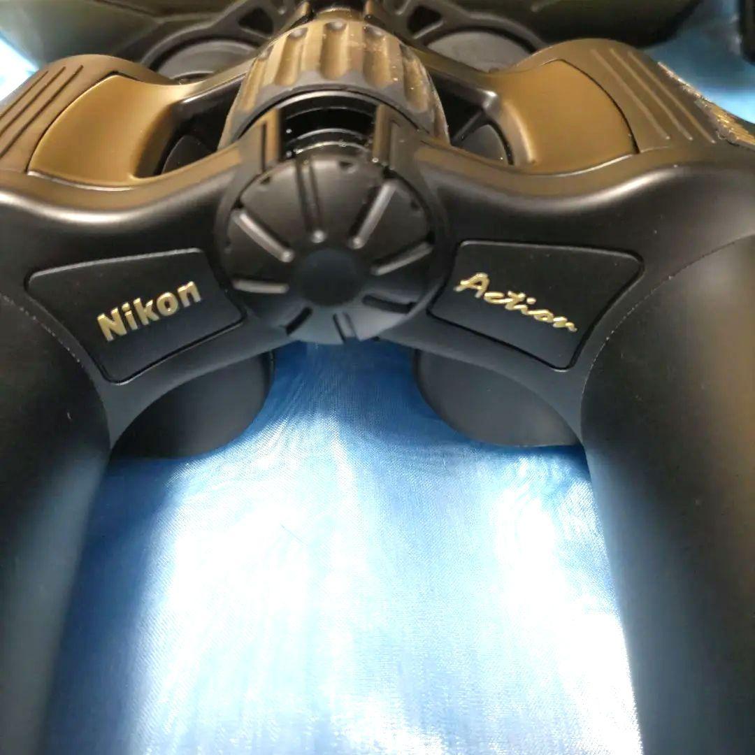 双眼鏡　Nikon アクション 10-22X50 CF