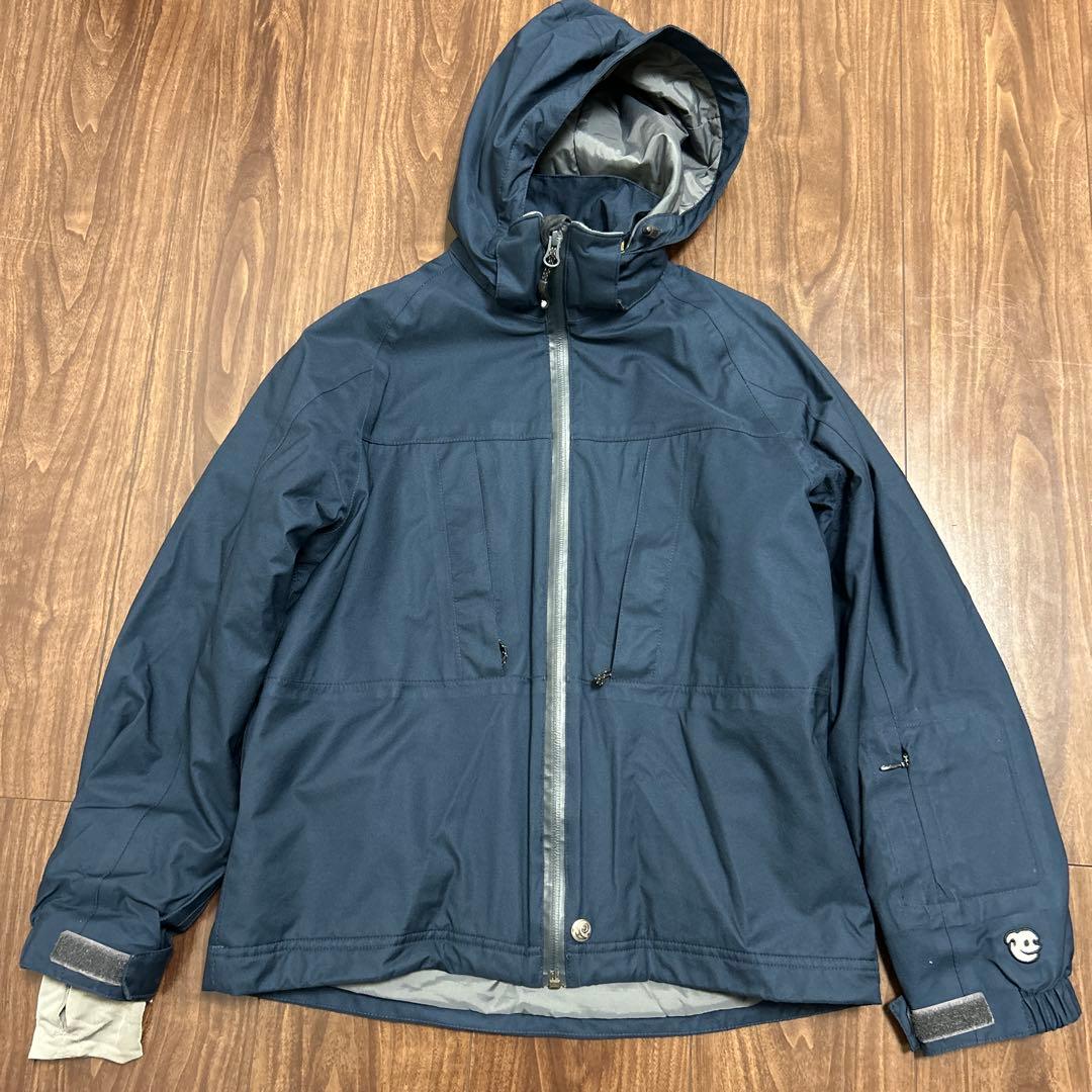 最終お値下げ！P.RHYTHM プリズム スノーボードウェア キッズ 140