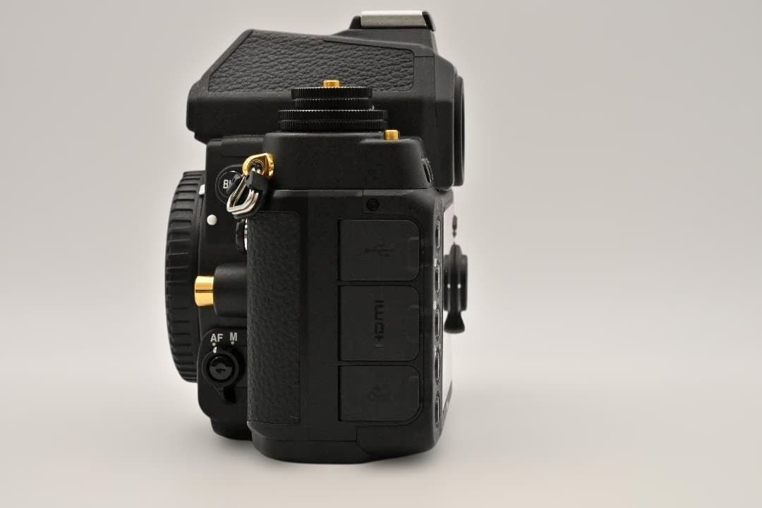 限定 Nikon Df Gold Edition 50mm f1.8レンズキット