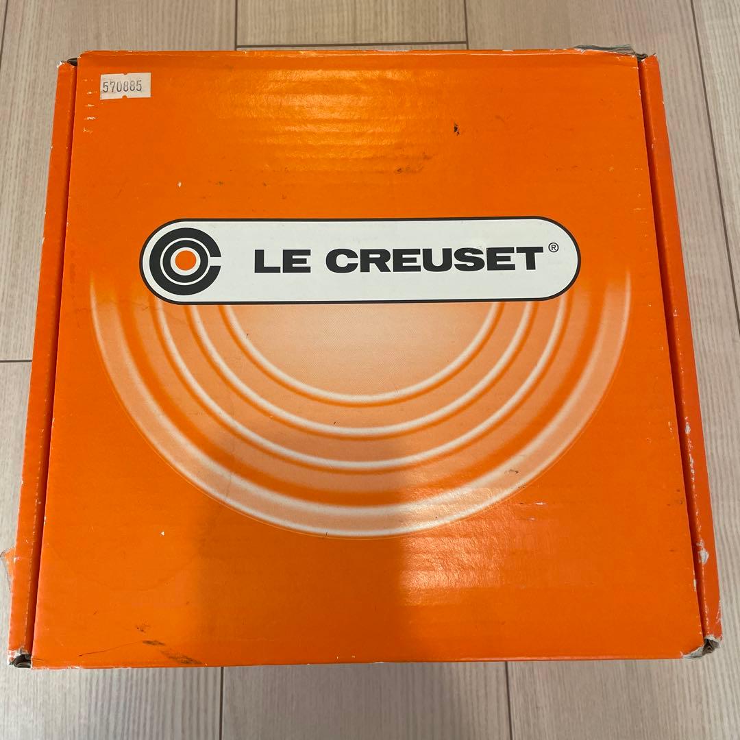 【新品未使用】LE CREUSET ココットロンド　22cm アイボリー