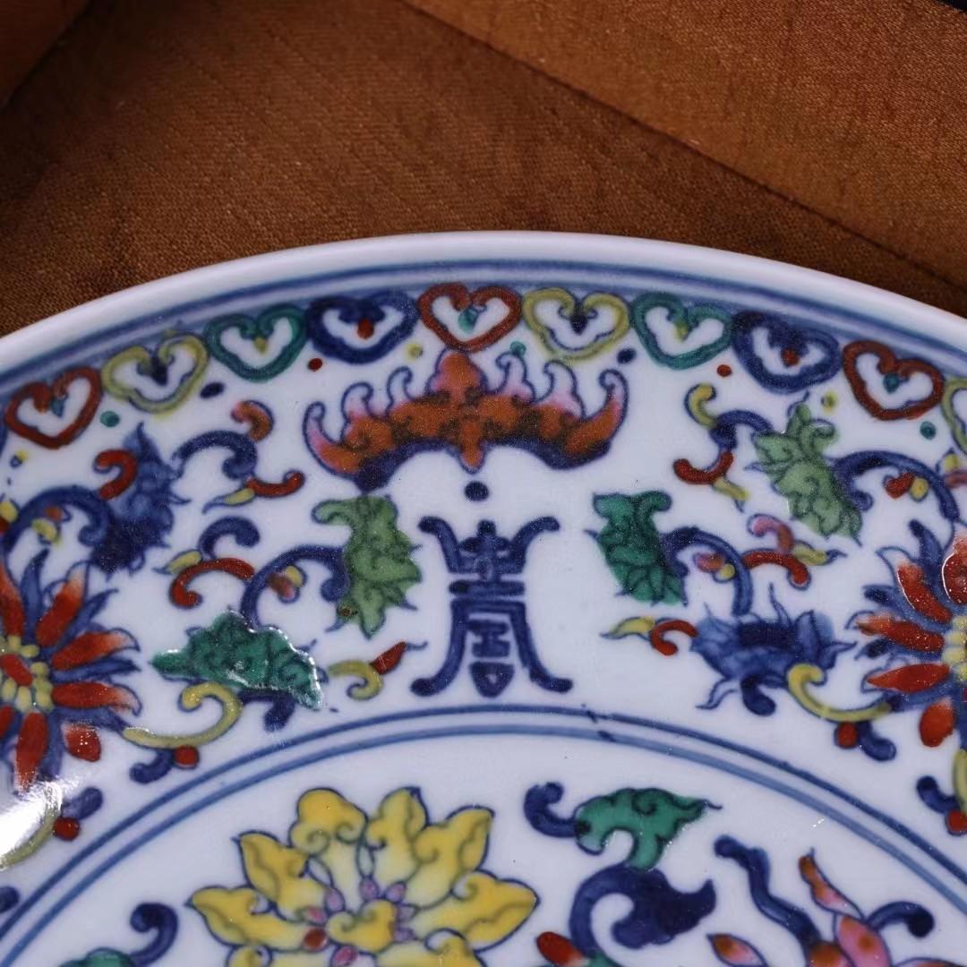 中国古美術・珍蔵粉彩斗彩陶磁器の皿・中皿・置物・純手描き・茶道具・文房具・箱付き