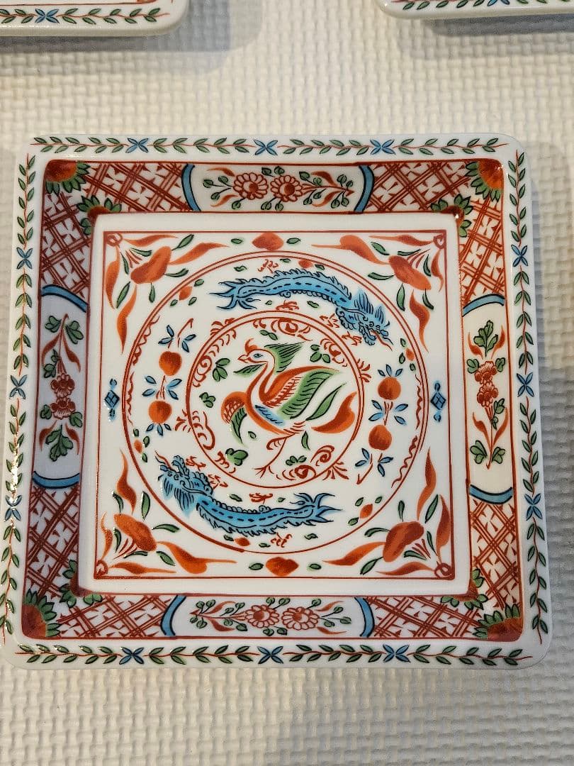 平安龍泉　赤絵角銘々皿　鳳龍紋様　五枚セット(木箱付)