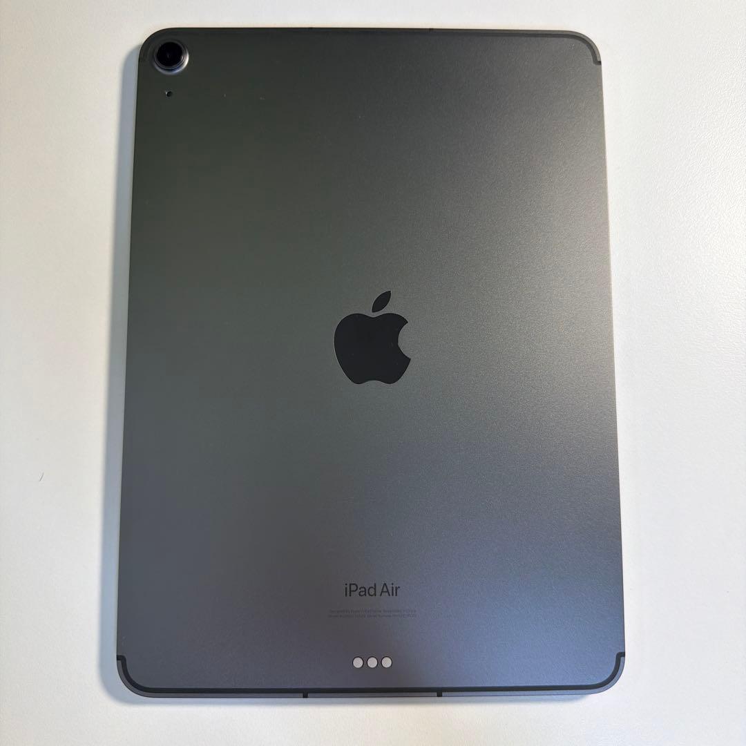 iPad Air (第5世代) Wi-Fi + Cellular スペースグレー