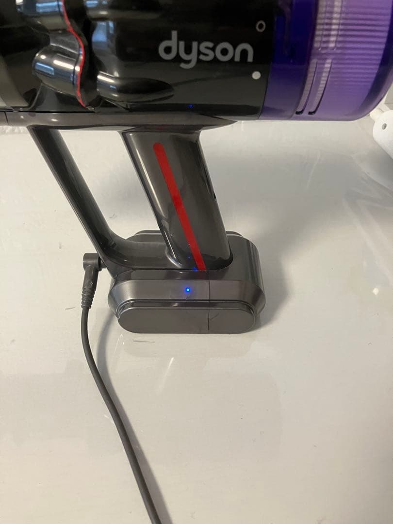 【ジャンク】ダイソン Micro 1.5kg コードレス SV33 fluffy