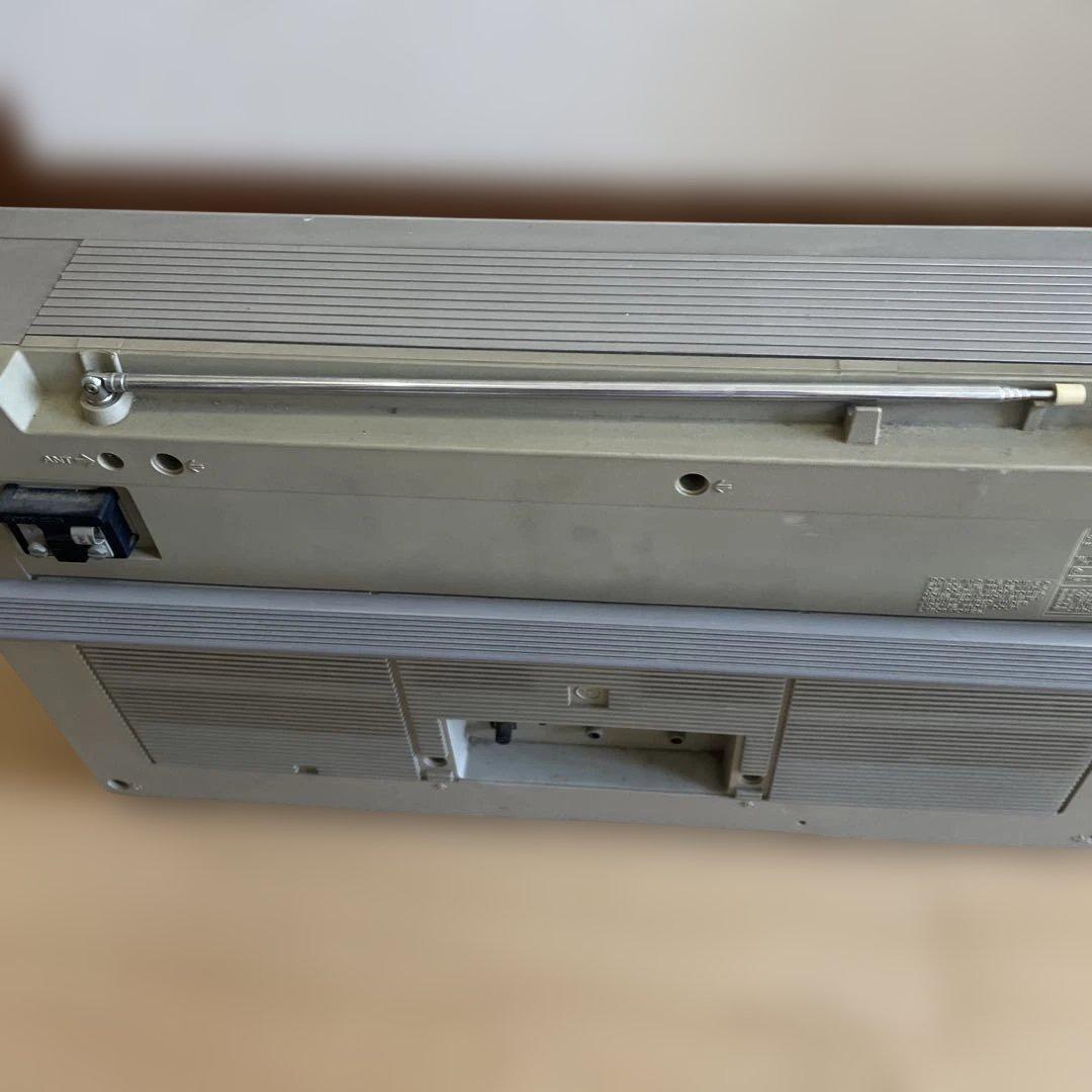 希少品　レトロ　SONY ソニー CFS-F5 ラジオ ラジカセ　ジャンク扱い