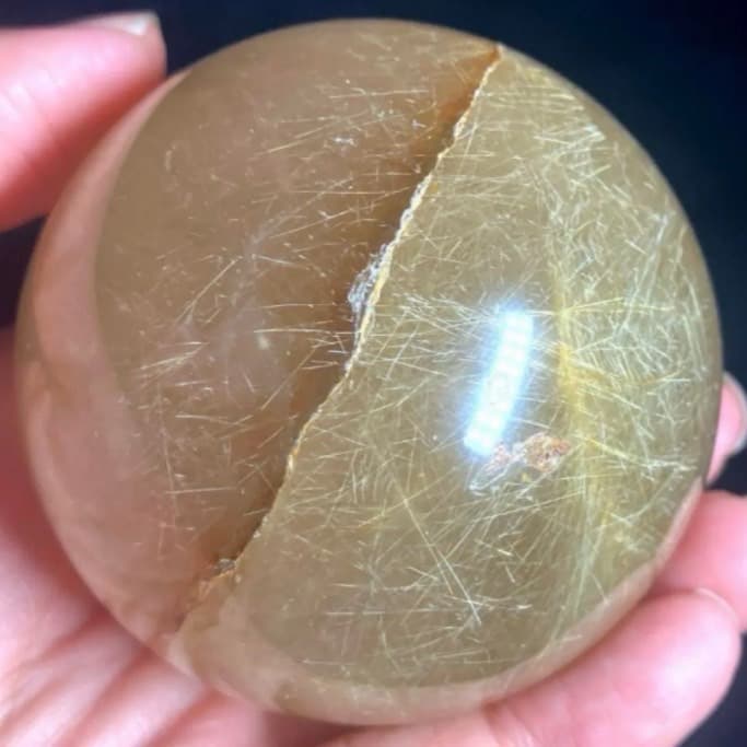 超大玉　61mm ゴールドルチルクォーツ　丸玉　スフィア　金針水晶