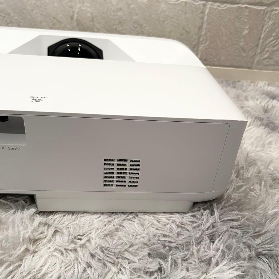 【極美品】epson ホームプロジェクター EH-LS650W ヤマハサウンド