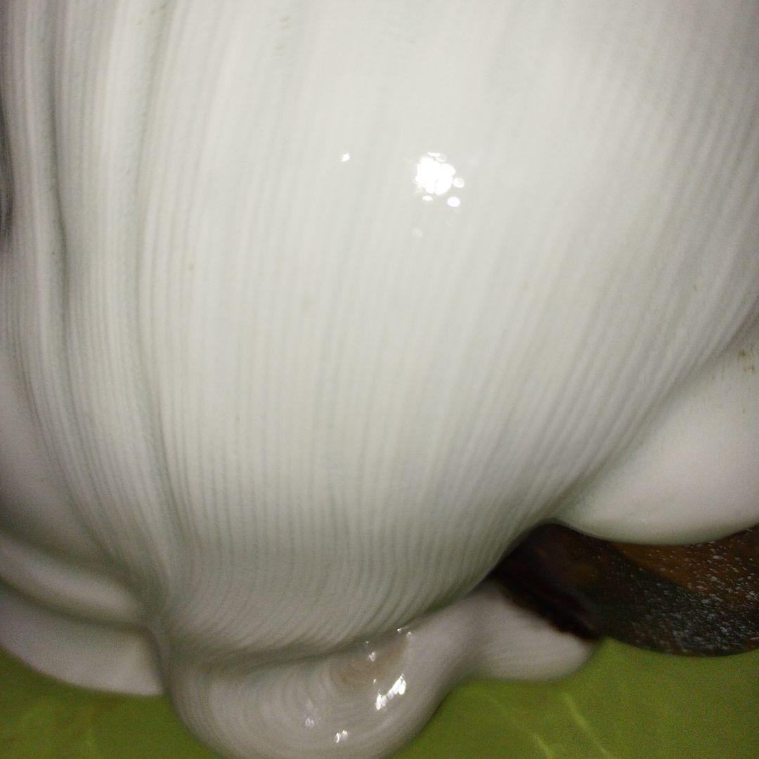 陶器製 寝ている子供の像 壺付き